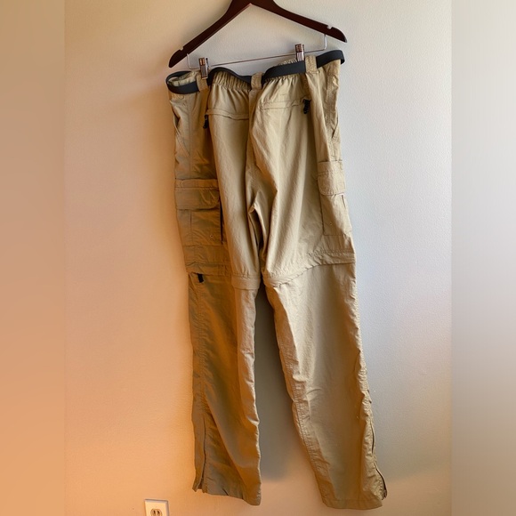 Magellan Outdoors Convertible Pants Fish Gear Water Repellent Size XL Beige - Picture 6 of 10